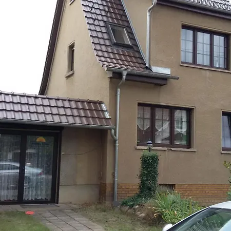 Kleine Am Stadtrand Von Leipzig