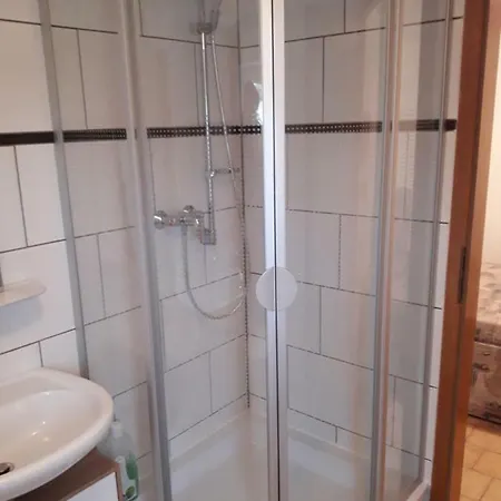 Kleine Am Stadtrand Von *