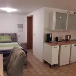 Apartment Kleine Am Stadtrand Von