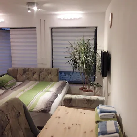 Kleine Am Stadtrand Von Appartement *